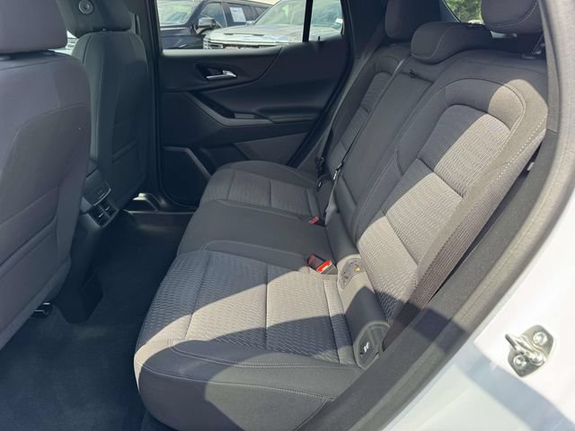 Certified 2025 Chevrolet Equinox LT w/ Safety and Technology Package FWD image 12