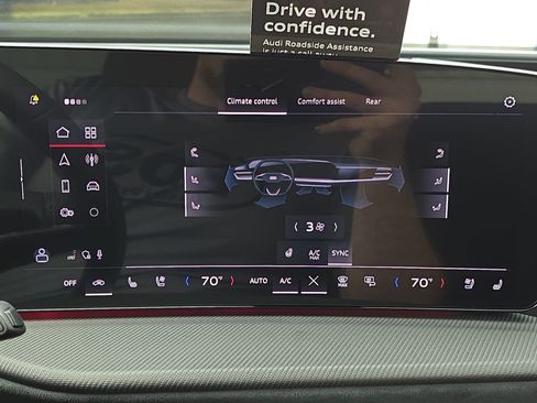 New 2025 Audi SQ5 Prestige image 23