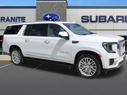 Used 2023 GMC Yukon XL Denali AWD/4WD image 14