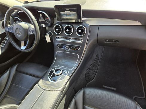 Used 2018 Mercedes-Benz C 300 Sedan image 14