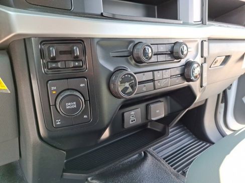 Used 2024 Ford F350 XL w/ Snow Plow Prep Package image 22