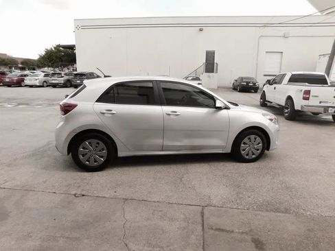 Used 2020 Kia Rio S image 8