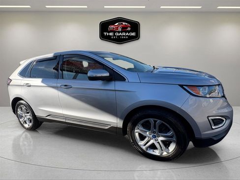 Used 2017 Ford Edge Titanium w/ Equipment Group 301A AWD/4WD image 8