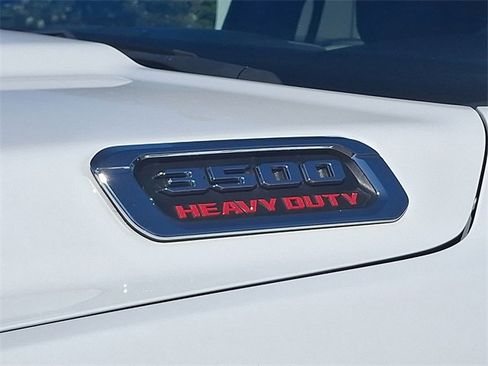 Used 2023 RAM 3500 Tradesman w/ Chrome Appearance Group image 32