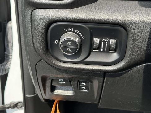 Used 2023 RAM 1500 Laramie AWD/4WD image 24