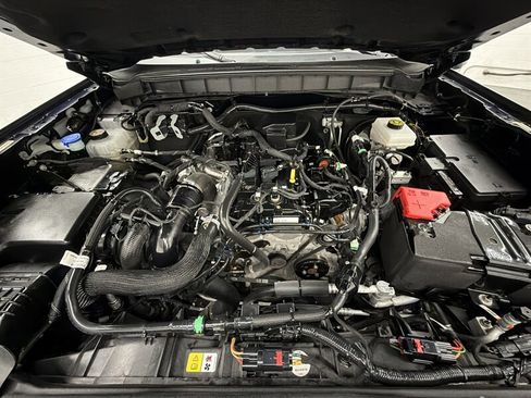 Used 2021 Ford Bronco Outer Banks image 9