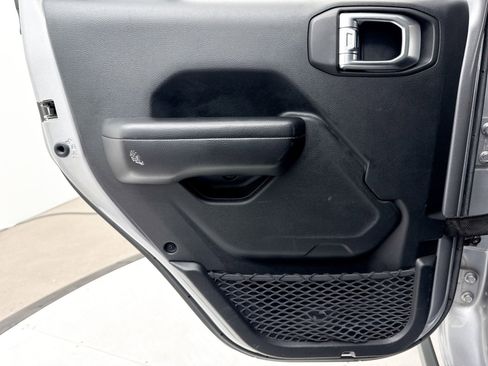 Used 2020 Jeep Gladiator Sport w/ Quick Order Package 24S image 34