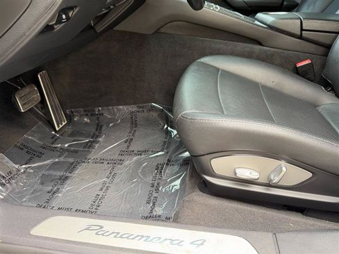 Used 2011 Porsche Panamera image 29