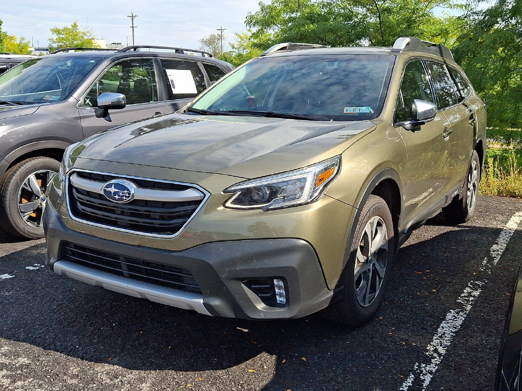Used 2022 Subaru Outback Touring AWD/4WD image 3