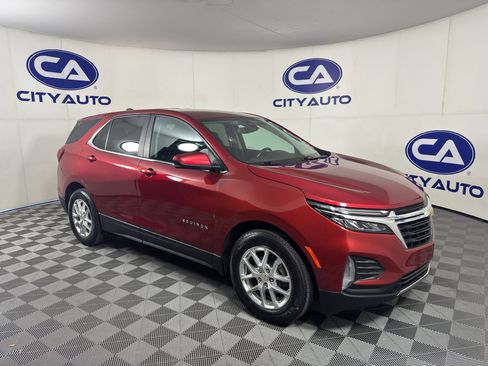 Used 2022 Chevrolet Equinox LT FWD image 1