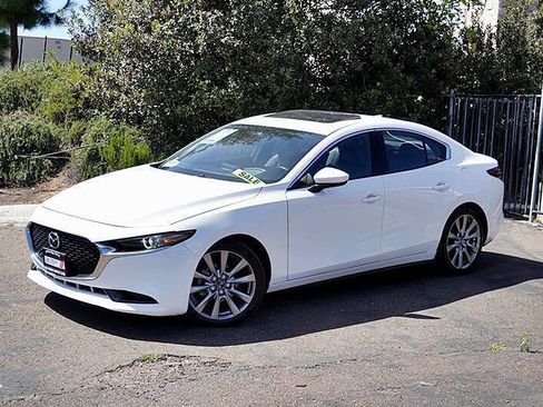 Used 2020 MAZDA MAZDA3 Premium 4dr Sedan image 3