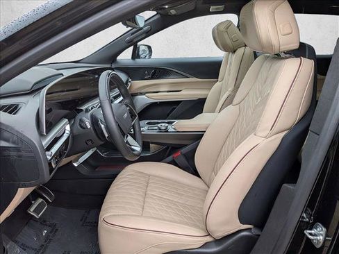 Used 2026 Cadillac Lyriq V image 17