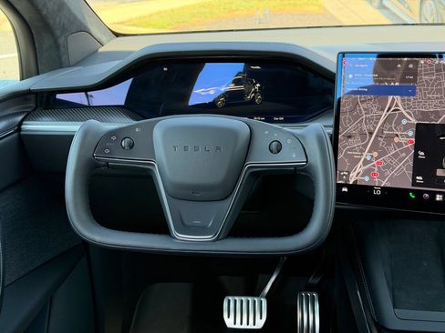 Used 2026 Tesla Model X Plaid AWD/4WD image 24