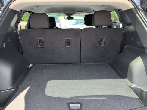 Used 2022 Chevrolet Blazer LT FWD image 4