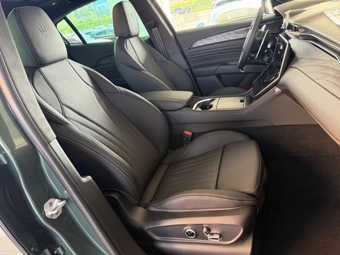 New 2025 Maserati Grecale Modena image 18