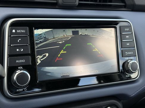 Used 2024 Nissan Versa SV w/ Trunk Package image 25