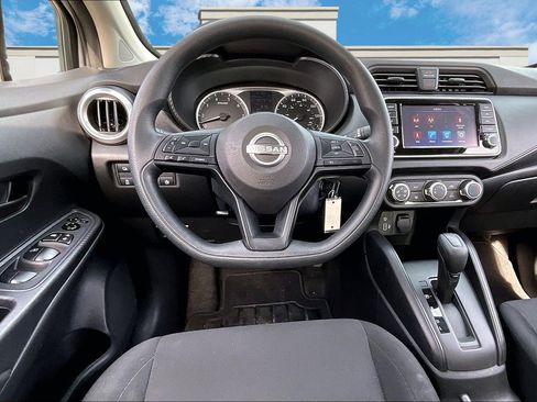 Used 2023 Nissan Versa S w/ S Plus Package image 5