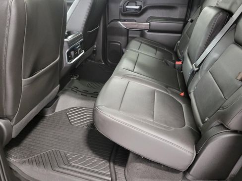 Used 2020 GMC Sierra 1500 SLE w/ SLE Value Package image 21