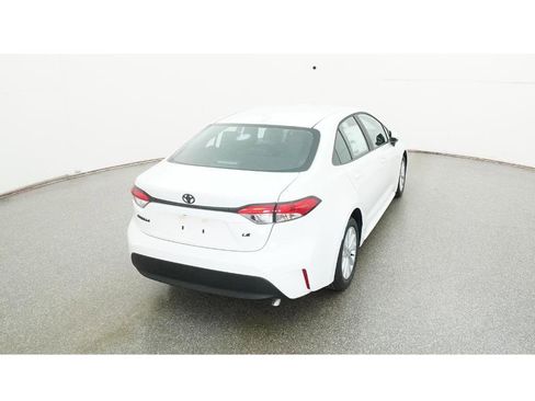 New 2026 Toyota Corolla LE image 8