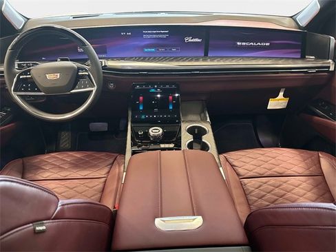 New 2026 Cadillac Escalade Luxury w/ LPO, Radiant Package image 17