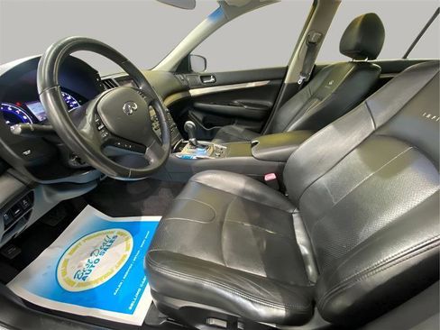 Used 2013 INFINITI G37 x w/ Premium Pkg image 10