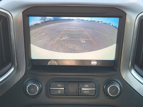 Used 2020 Chevrolet Silverado 1500 LT w/ Texas Edition image 18