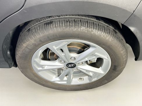 Used 2023 Hyundai Kona SEL AWD/4WD image 28