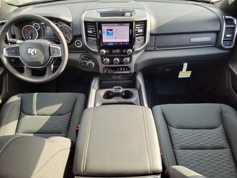 New 2026 RAM 1500 4x4 Crew Cab image 15