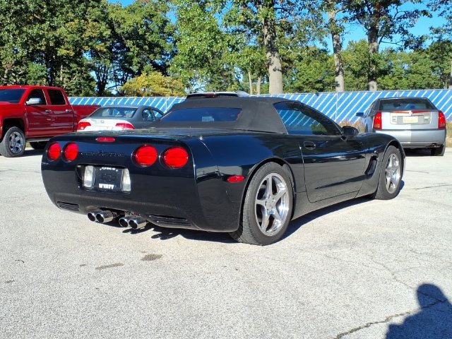 Used 2000 Chevrolet Corvette Convertible w/ Memory Pkg RWD image 4