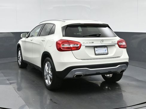 Used 2018 Mercedes-Benz GLA 250 4MATIC image 5