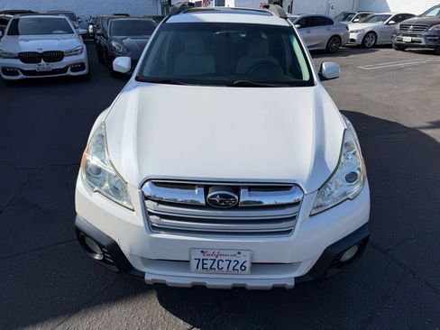 Used 2014 Subaru Outback 2.5i Premium AWD/4WD image 8