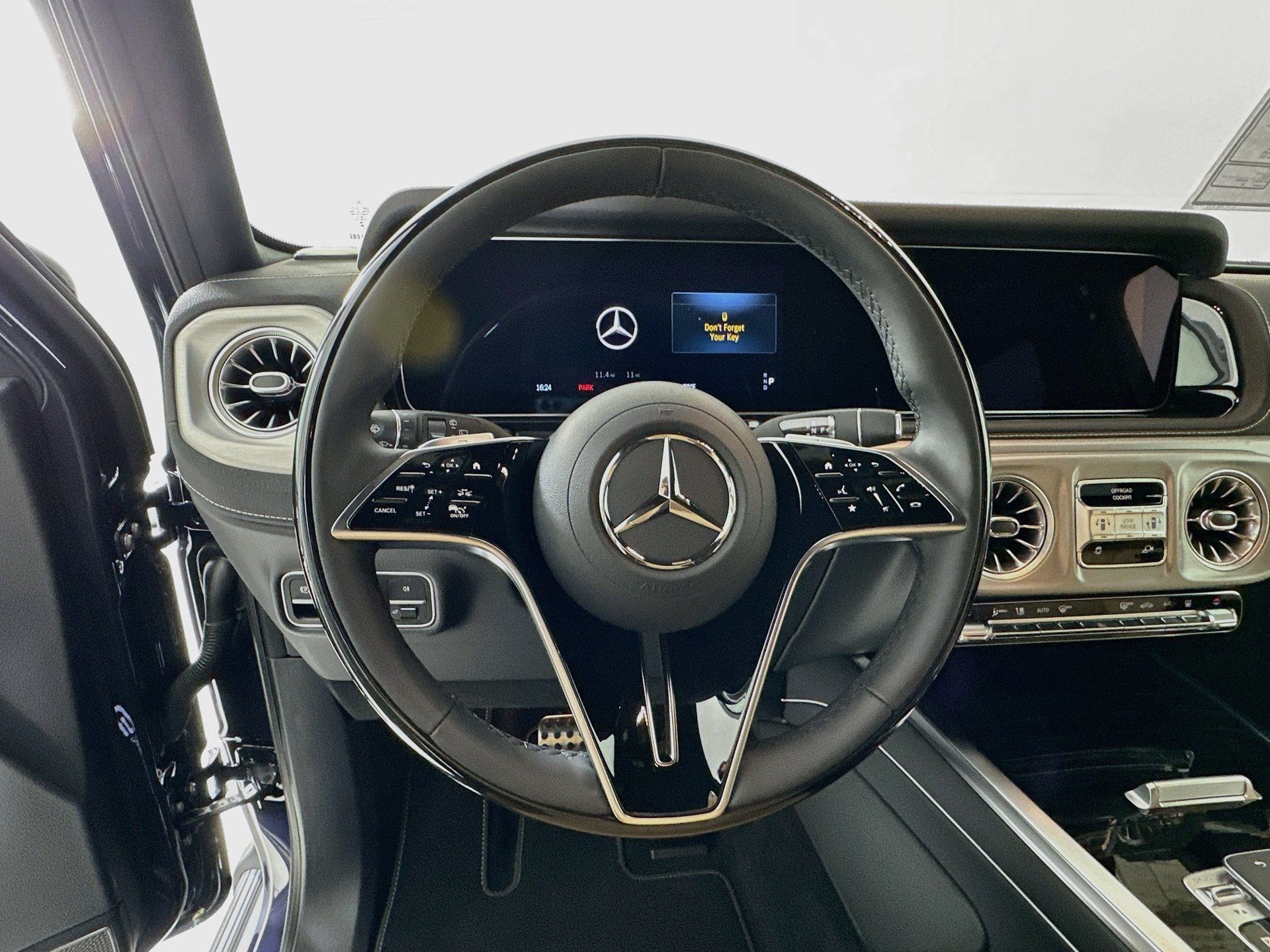 New 2027 Mercedes-Benz G 580 e image 12