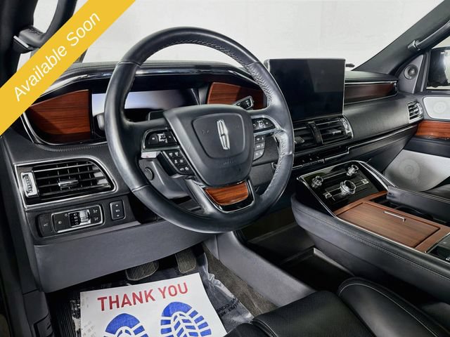 Used 2023 Lincoln Navigator L Reserve w/ Equipment Group 201A AWD/4WD image 9