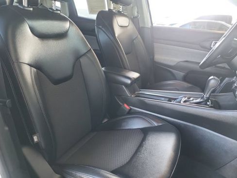 Used 2022 Jeep Compass Latitude FWD image 22