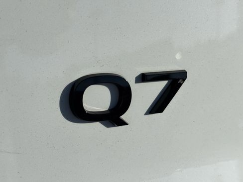 Used 2025 Audi Q7 3.0T Premium Plus w/ Premium Plus Package image 21