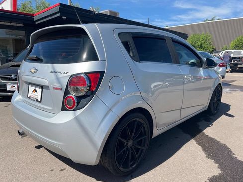 Used 2014 Chevrolet Sonic LT w/ Fun and Sun Package FWD image 5