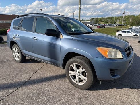 Used 2011 Toyota RAV4 4WD w/ Upgrade Value Pkg image 2
