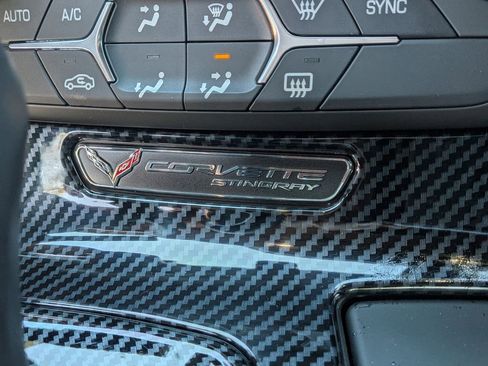 Used 2019 Chevrolet Corvette Stingray Coupe w/ Carbon Flash Badge Package image 22