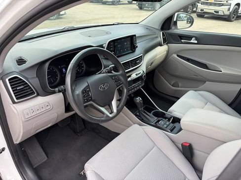 Used 2020 Hyundai Tucson Sport w/ Cargo Package FWD image 4