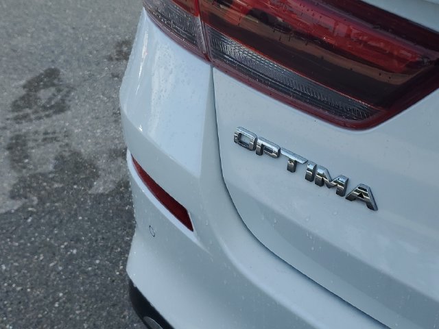 Used 2020 Kia Optima SE FWD image 8