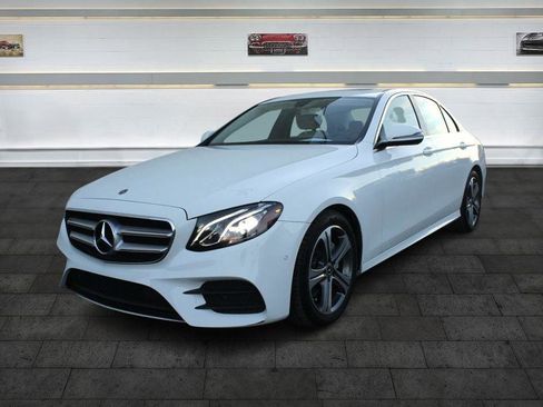 Used 2018 Mercedes-Benz E 300 image 3