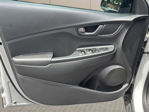 Certified 2023 Hyundai Kona SEL FWD image 15