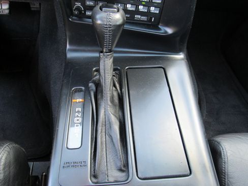 Used 1996 Chevrolet Corvette Coupe RWD image 22