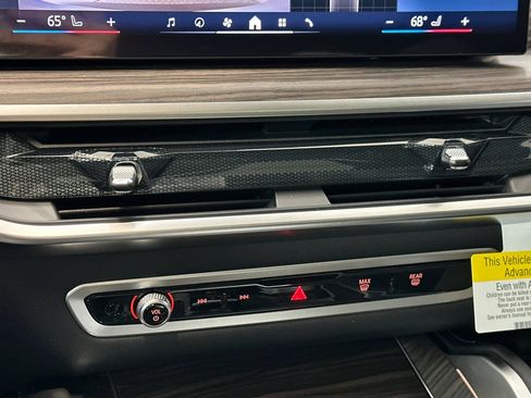 New 2026 BMW X6 xDrive40i image 18