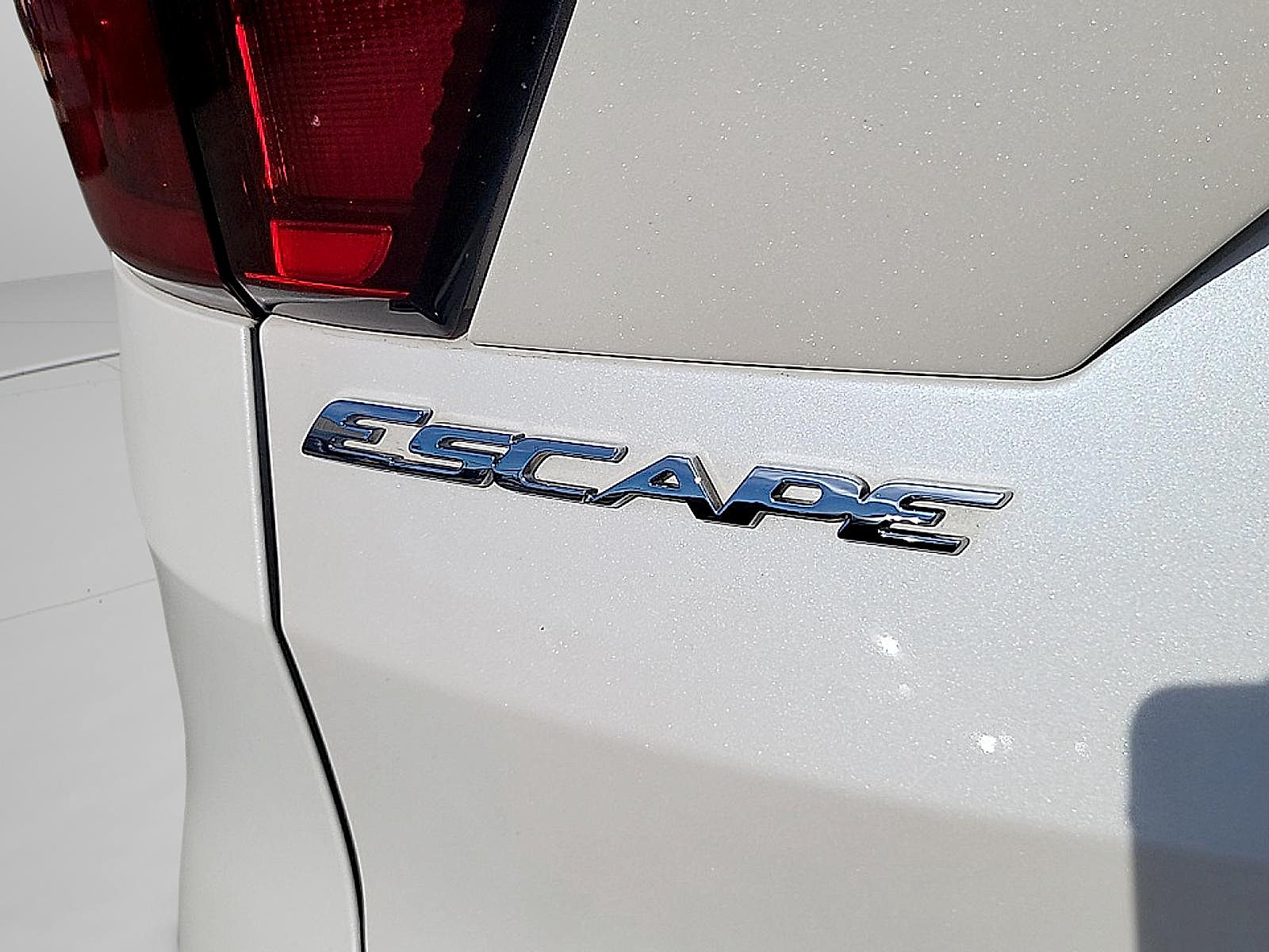 Used 2019 Ford Escape Titanium AWD/4WD image 31
