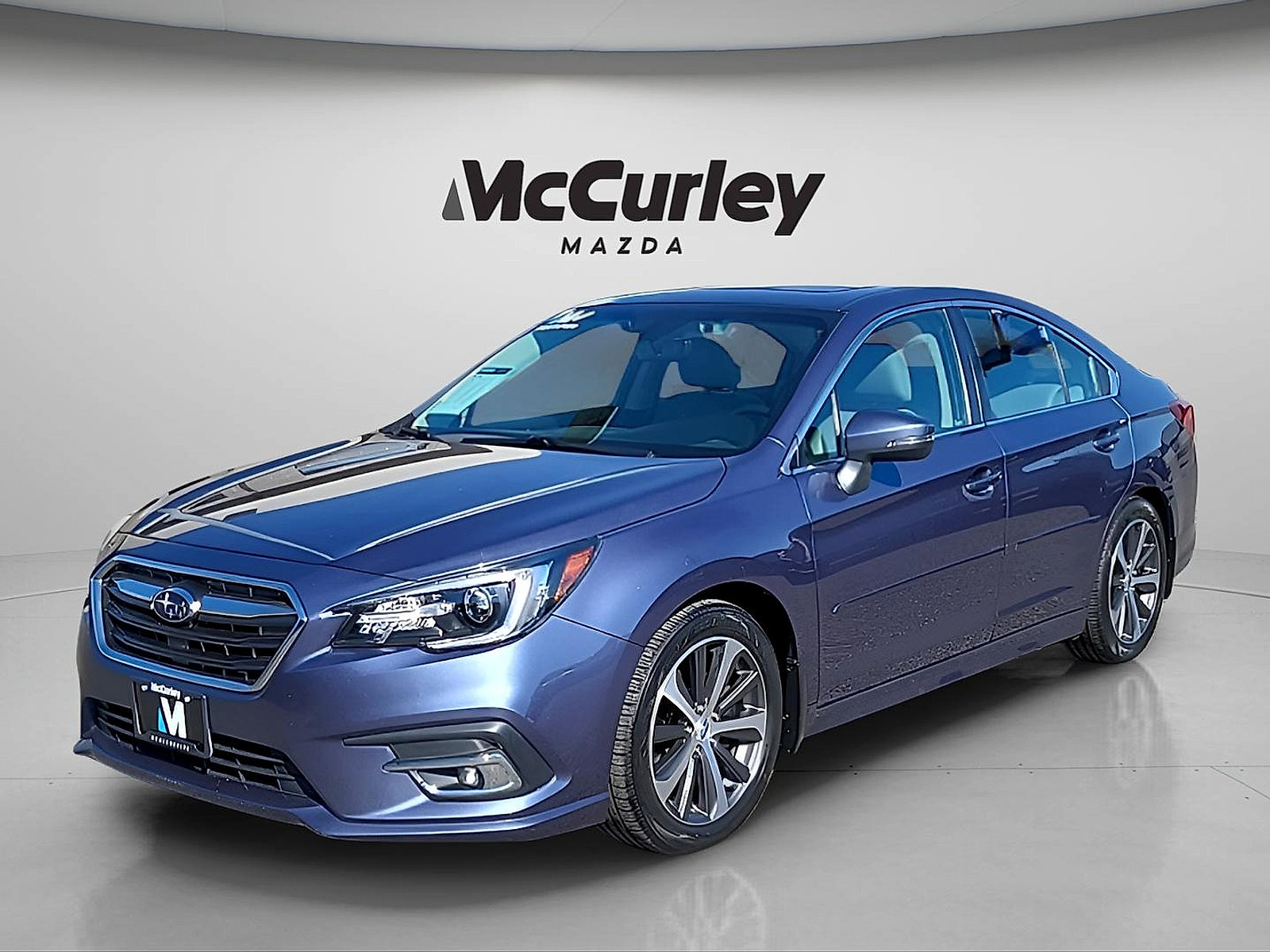 Used 2018 Subaru Legacy 3.6R Limited AWD/4WD image 3