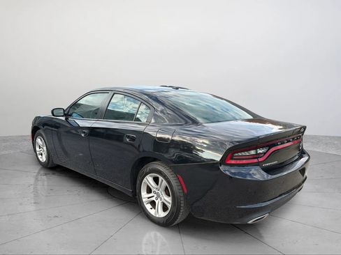 Used 2021 Dodge Charger SXT w/ Leather Interior Group image 15