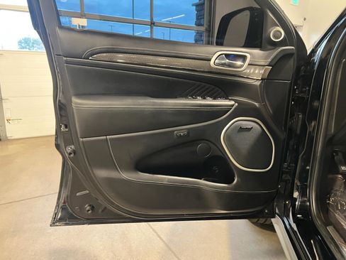 Used 2018 Jeep Grand Cherokee Trackhawk image 27