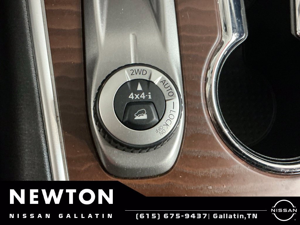 Used 2020 Nissan Pathfinder Platinum AWD/4WD image 8