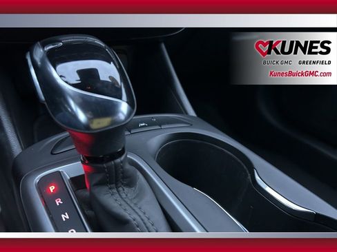 Used 2025 Buick Envista Preferred image 30